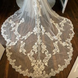 Essence Australia Wedding Dress